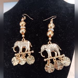Vintage Fashion earrings